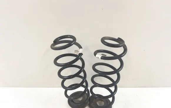 Volkswagen Golf VII Rear coil spring 5Q0511121