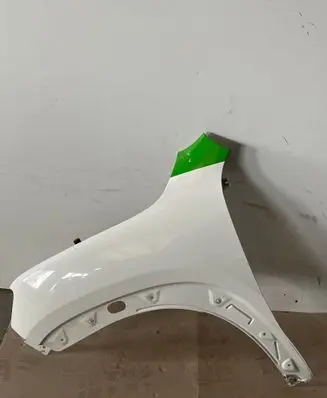 Dacia Spring Fender