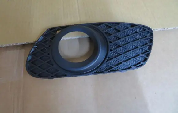 Mercedes-Benz ML W164 Front bumper lower grill A1648850923