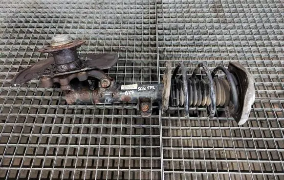 Mercedes-Benz SLK R172 Front wheel hub spindle knuckle A1723205613AOP0916 A1723205613