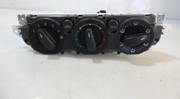 Ford Focus Interior fan control switch 