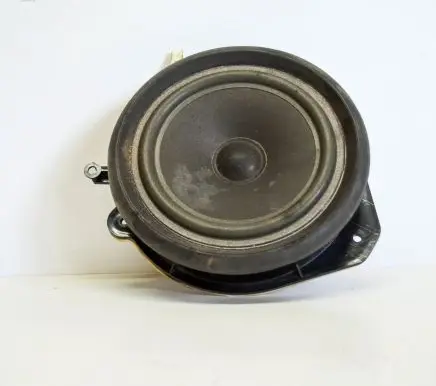 Audi A4 S4 B7 8E 8H Front door speaker 8E0035411