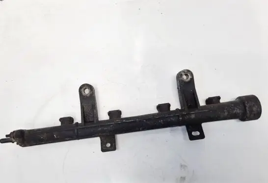 Fuel main line pipe