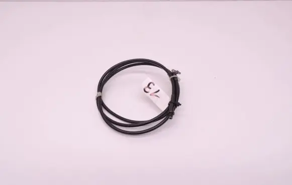 Volvo C70 Convertible roof line/pipe/hose 