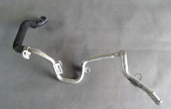 Audi A8 S8 D4 4H Engine coolant pipe/hose 4H0121481AH