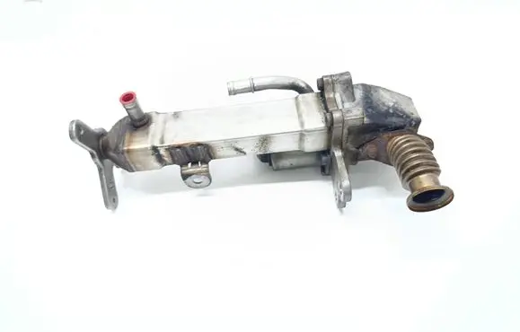 Volvo V70 EGR valve cooler 30637142