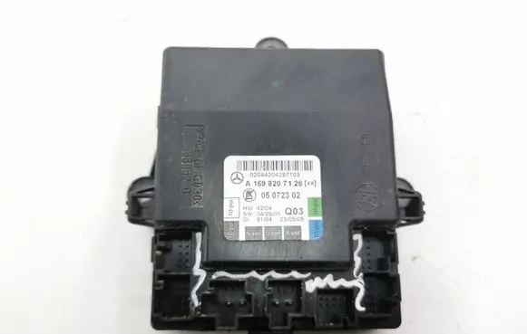 Mercedes-Benz B W245 Door control unit/module A1698207126 05072302