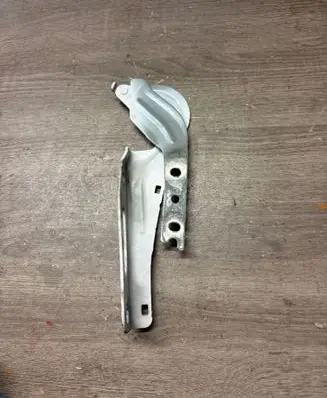Seat Ibiza V (KJ) Engine bonnet/hood hinges 6F0823302A