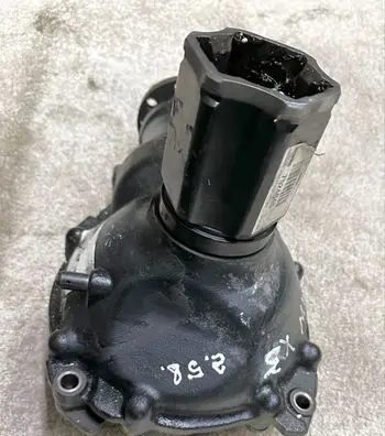 BMW X3 E83 Gearbox transfer box case 14288321