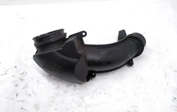 Intake resonator