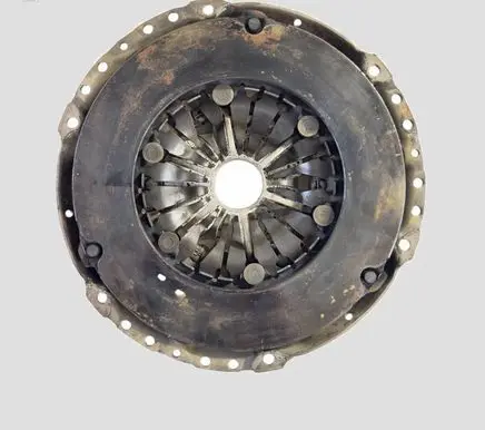Volkswagen Golf VI Pressure plate 124060710