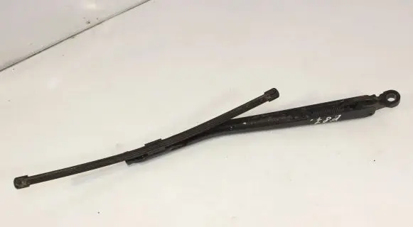BMW 1 E81 E87 Rubber seal front coupe door window 7061854