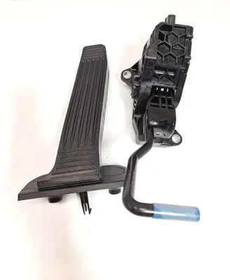 Lexus NX Accelerator throttle pedal 7811033141