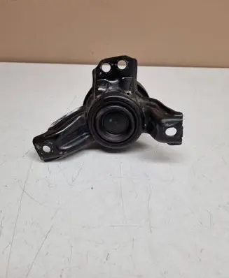Hyundai Santa Fe Engine mount bracket