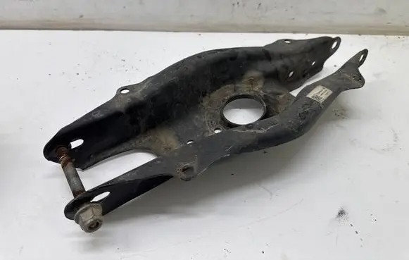 Mercedes-Benz C W205 Rear upper control arm/wishbone A2053521900