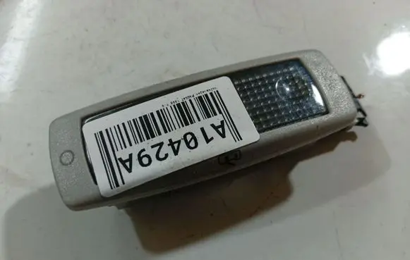 Volkswagen PASSAT B5 Other interior light 3B0947291