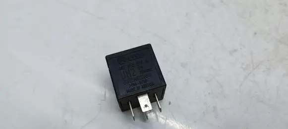 Volkswagen PASSAT B4 Other relay 445955529A
