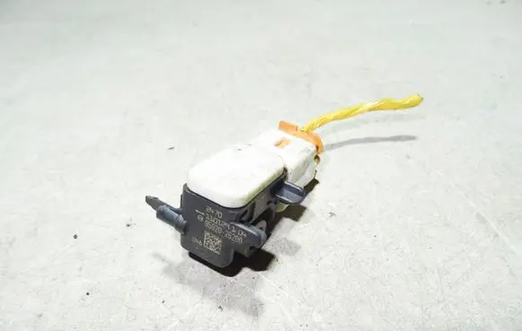 Hyundai Santa Fe Airbag deployment crash/impact sensor 959202B200