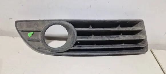 Volkswagen Polo IV 9N3 Front fog light trim/grill 6Q0853666H