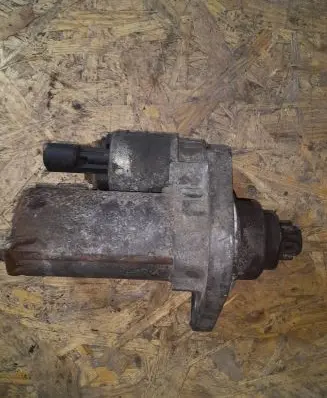 Volkswagen PASSAT B6 Starter motor 02Z911023G 0912054696 D6GS1