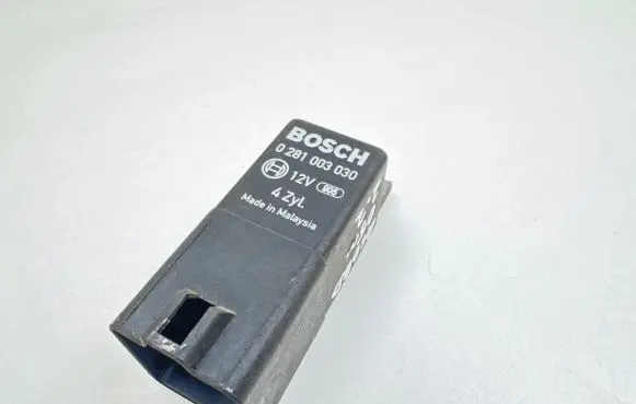 Honda Accord Glow plug pre-heat relay 0281003030