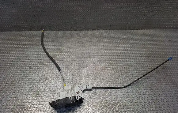 Volkswagen Crafter Front door lock A9067201735