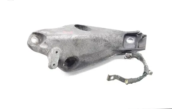 BMW X5 E70 Engine mounting bracket 6787489