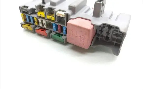Renault Megane II Fuse module 20240041