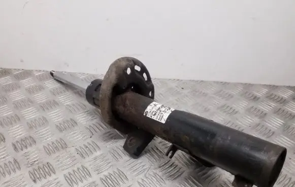 Volkswagen Scirocco Front shock absorber/damper 1T0413031HC