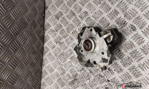 Volvo V70 Fuel injection high pressure pump 0445010043