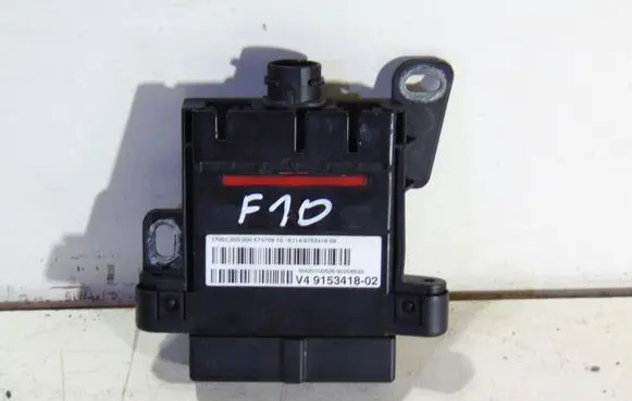 BMW 5 F10 F11 Coolant fan relay 9153418