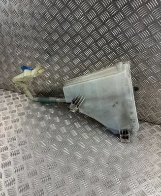 Volkswagen Touareg II Windshield washer fluid reservoir/tank 7P0955453A