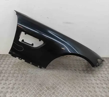 Mercedes-Benz AMG GT R190 C190 Fender A1908800206
