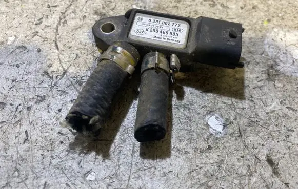 Suzuki Grand Vitara II Exhaust gas pressure sensor 8200198965 0281002772 8200469905