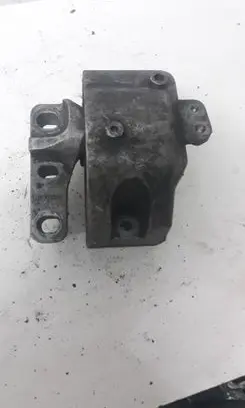 Audi A3 S3 8L Engine mount bracket