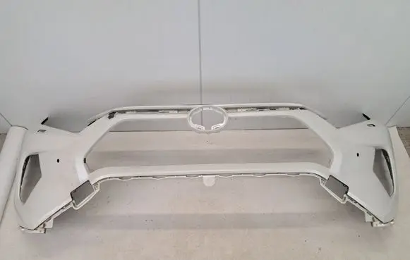 Toyota RAV 4 (XA50) Front bumper Z1841