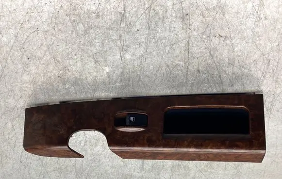 KIA Sorento Front door window switch trim 4785101110