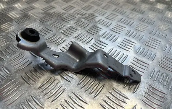 Dacia Sandero III Other engine bay part 165735818R