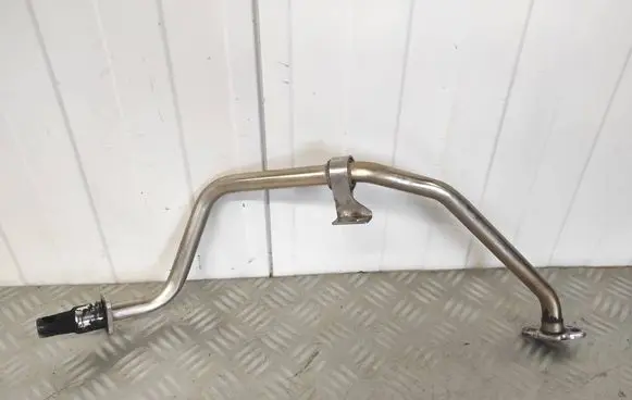 Audi A3 S3 8P EGR valve line/pipe/hose 06F131521M