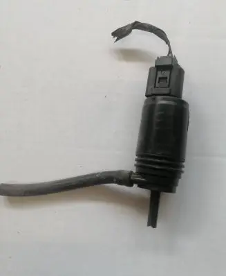 BMW X1 E84 Windscreen/windshield washer pump 67127199567 23537610