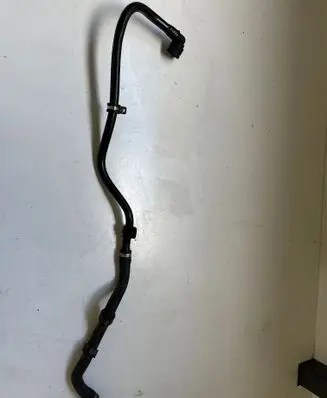 Mercedes-Benz GLC C253 Coolant pipe/hose 