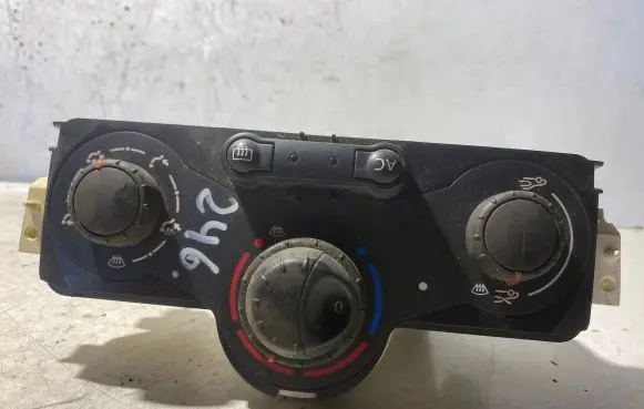 Renault Megane II Climate control unit F6664450 69420001