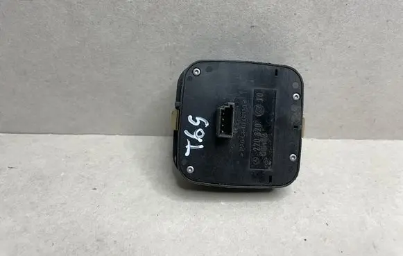 Mercedes-Benz S W220 Other switches/knobs/shifts 2208204710