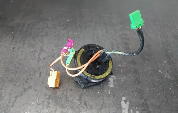Volvo S60 Airbag squib ring wiring OMK0882