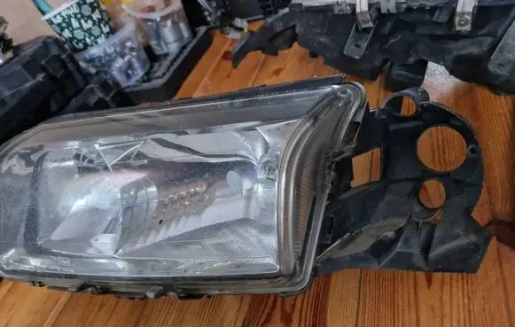 Volvo S80 Headlight/headlamp 04FCR3002A 89006404 8662855