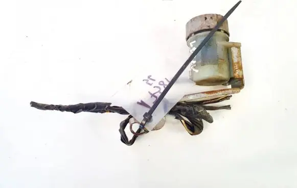 Honda Civic Brake fluid reservoir 