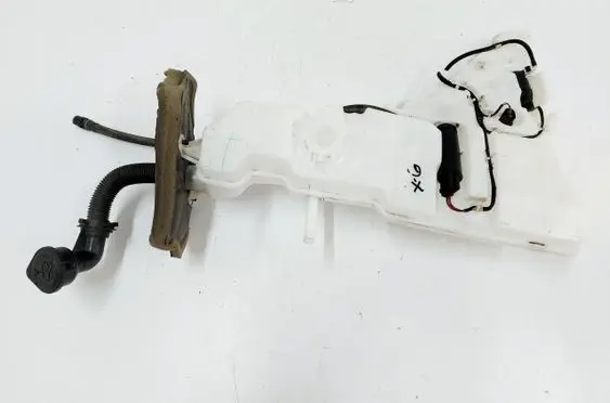 BMW X6 F16 Windshield washer fluid reservoir/tank 7292425