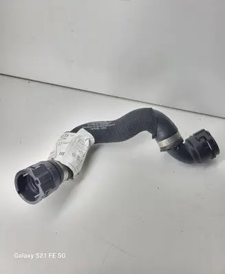 Mercedes-Benz E W213 Engine coolant pipe/hose A2135018800 18566687 CT1565351