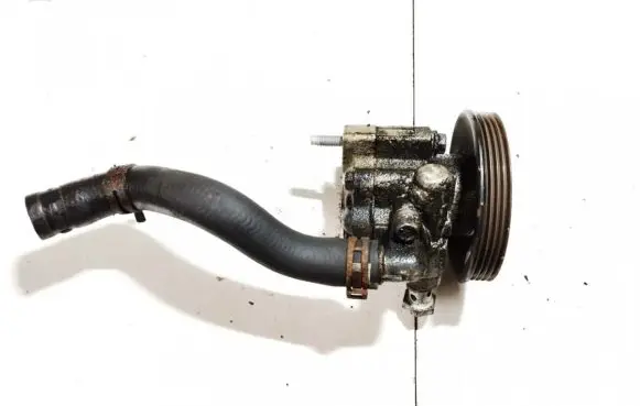 Opel Insignia A Power steering pump 13309333 7ne180c015