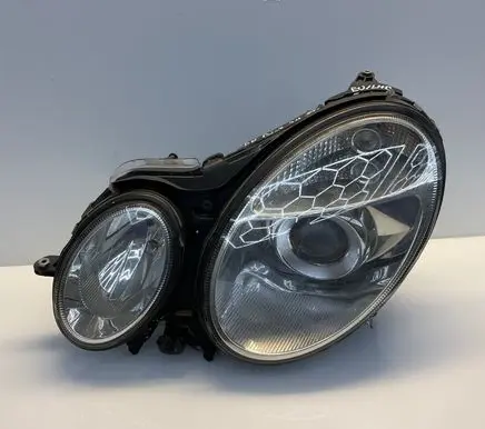 Mercedes-Benz E W211 Headlight/headlamp A2118201361 2118201361